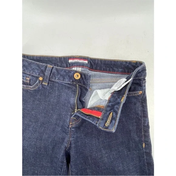 Tommy Hilfiger Women's Low Rise Dark Wash Bootcut Denim Jeans Size 4R - 28W - Picture 10 of 13